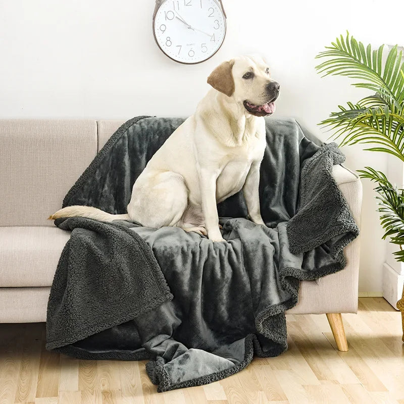 Reversible Sherpa Fleece Pet Blanket - Waterproof